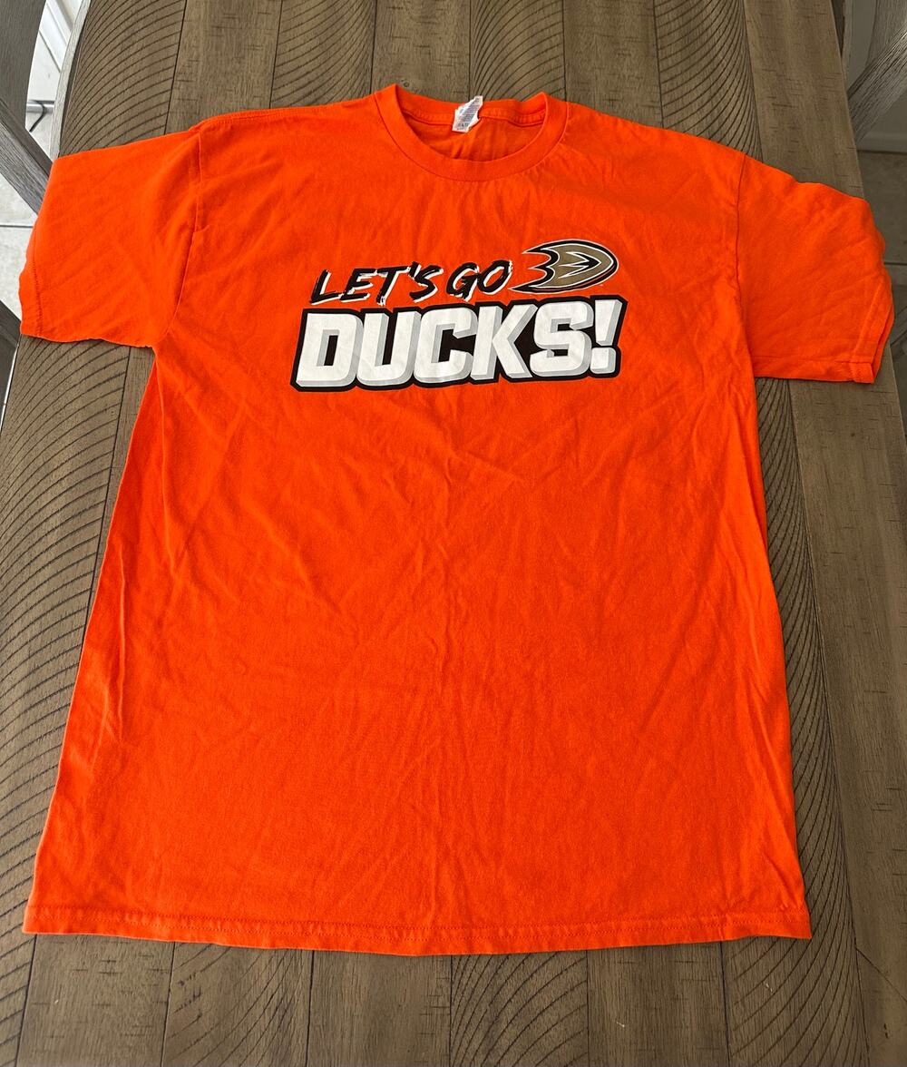 Let's Go Ducks Anaheim NHL Hockey Orange T-Shirt Men's Size Large Gildan